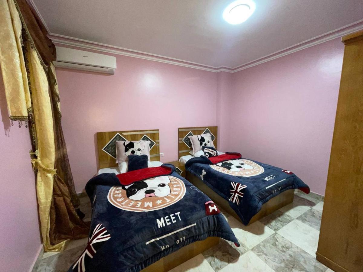 Spacious And Luxury Family Full Pyramids View * Cairo